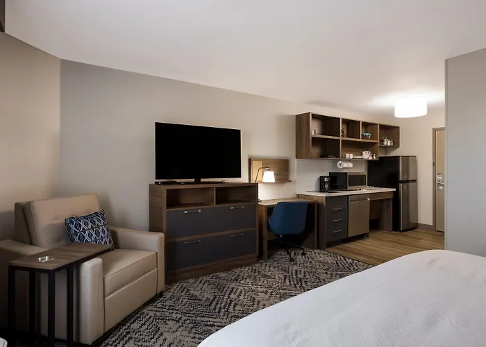 Candlewood - River Ranch By Ihg Hotel Lafayette