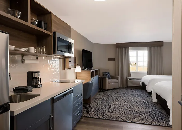 Candlewood - River Ranch By Ihg Hotel Lafayette