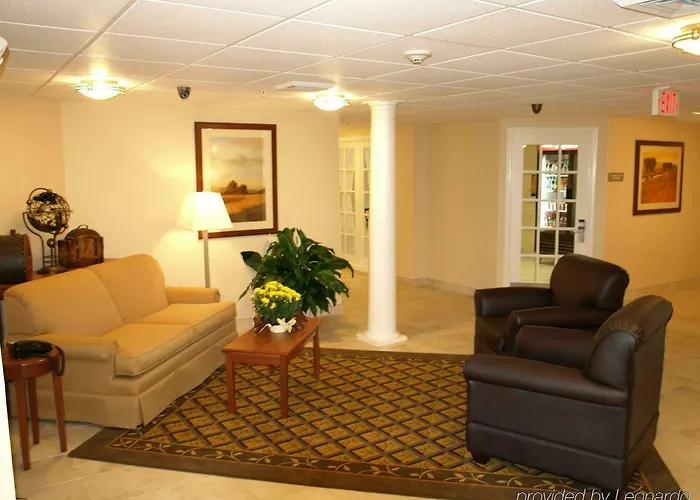 Hotel Candlewood - River Ranch By Ihg 2*